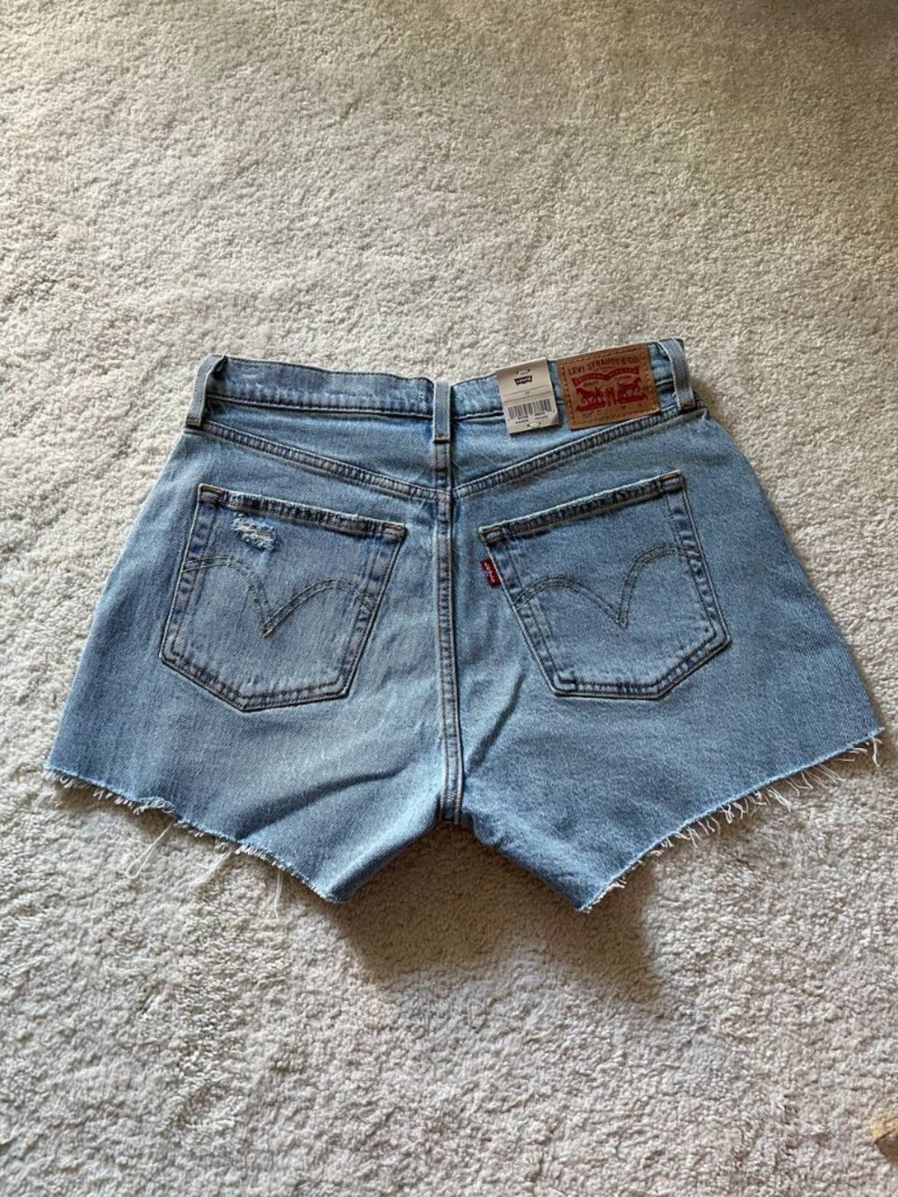 NWT Levi's 501 Mid Rise Curve Stretch Women’s Shorts Size 30 - Picture 5 of 10